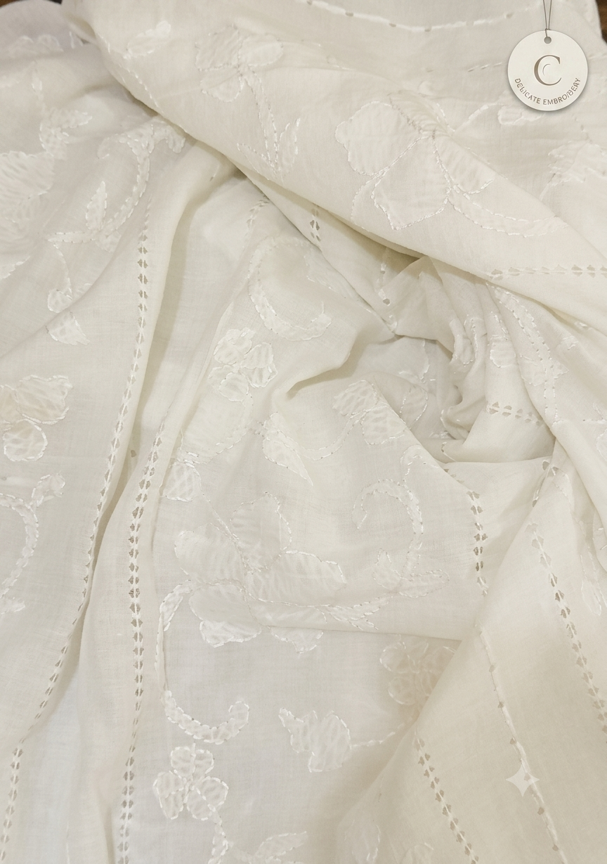 Noor Vine Lawn Tarkashi Dupatta